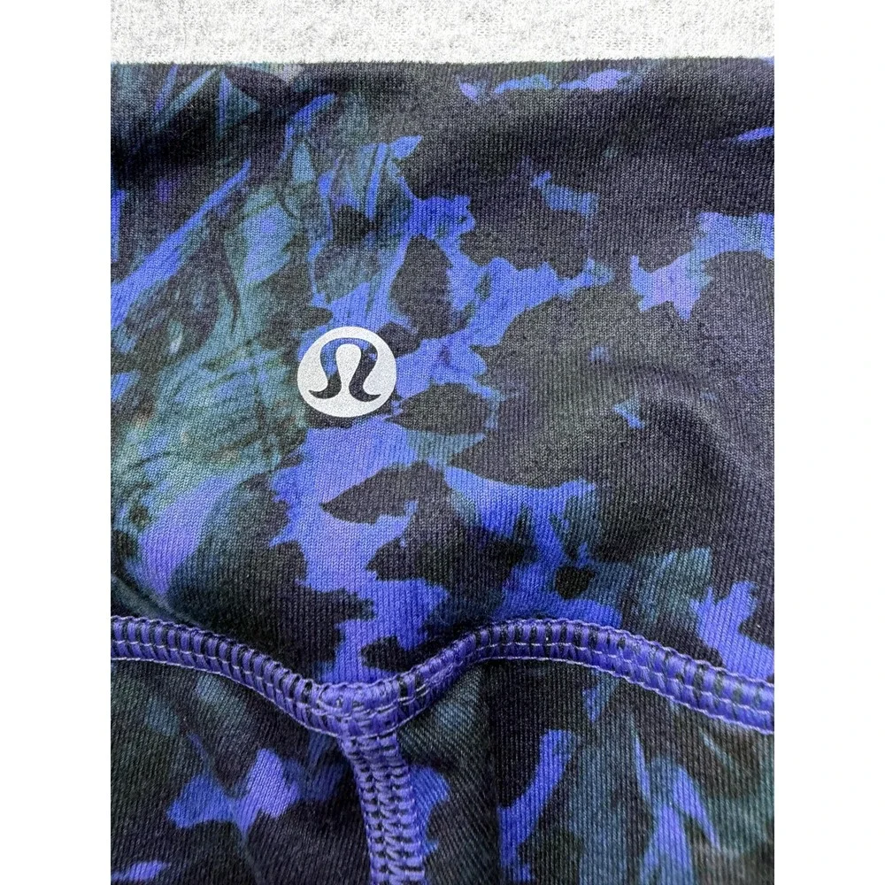 Lululemon Capri Leggings Womens 4 Blue Camo Print High Rise Yoga Stretch